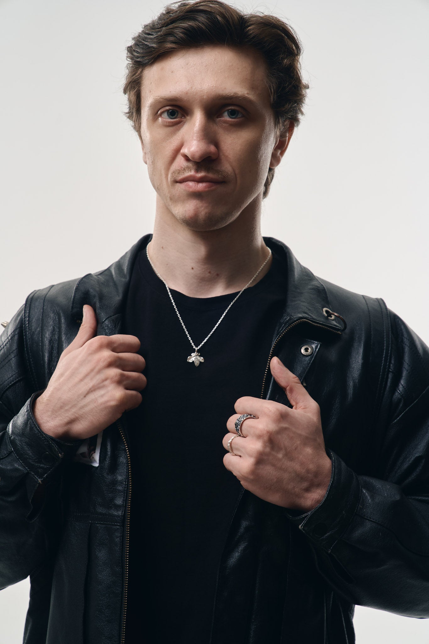 Pendant “Chestnut Leaf” (20 mm) light