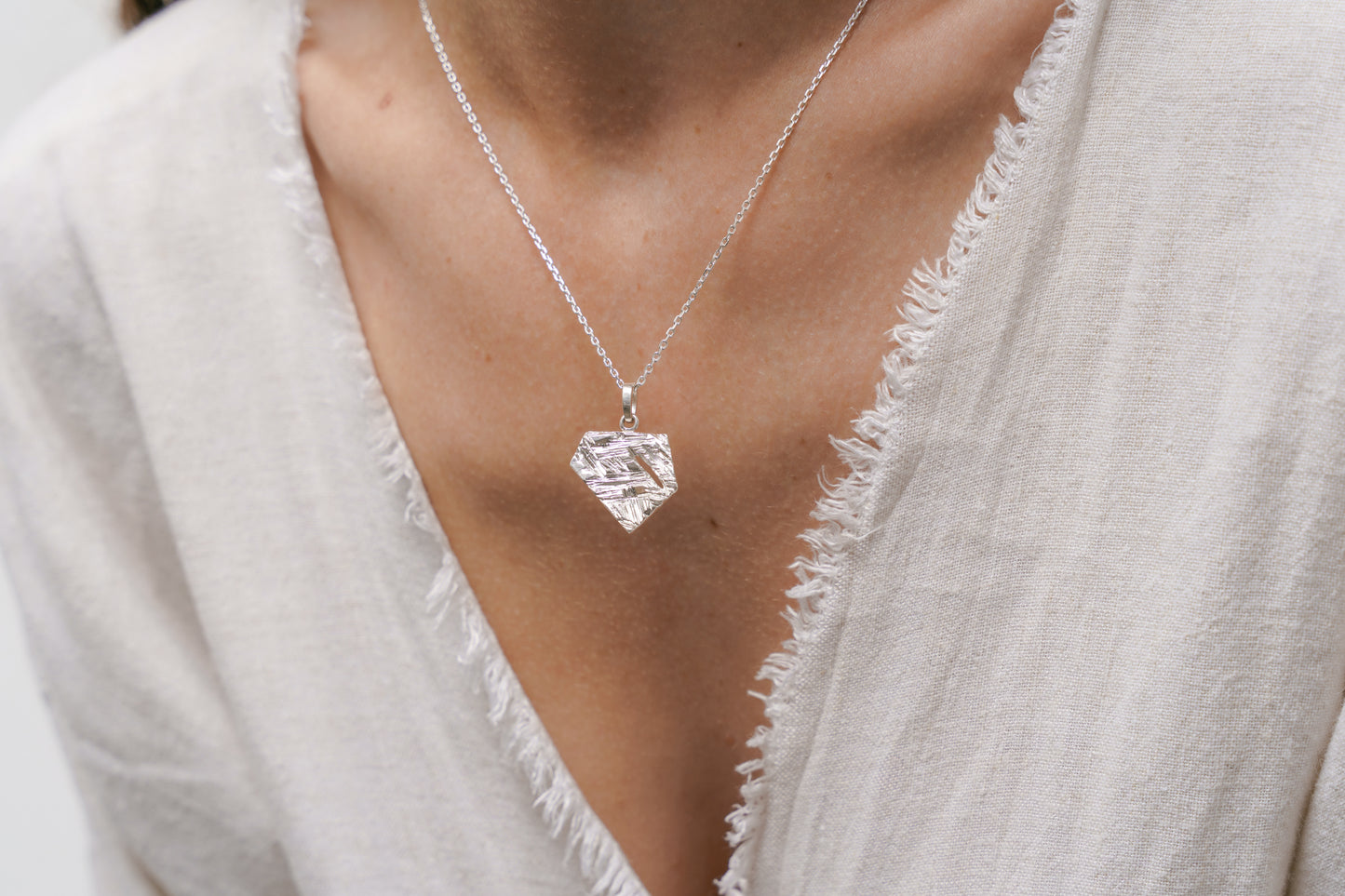 Pendant “Crushed Ice” (17×20 mm)