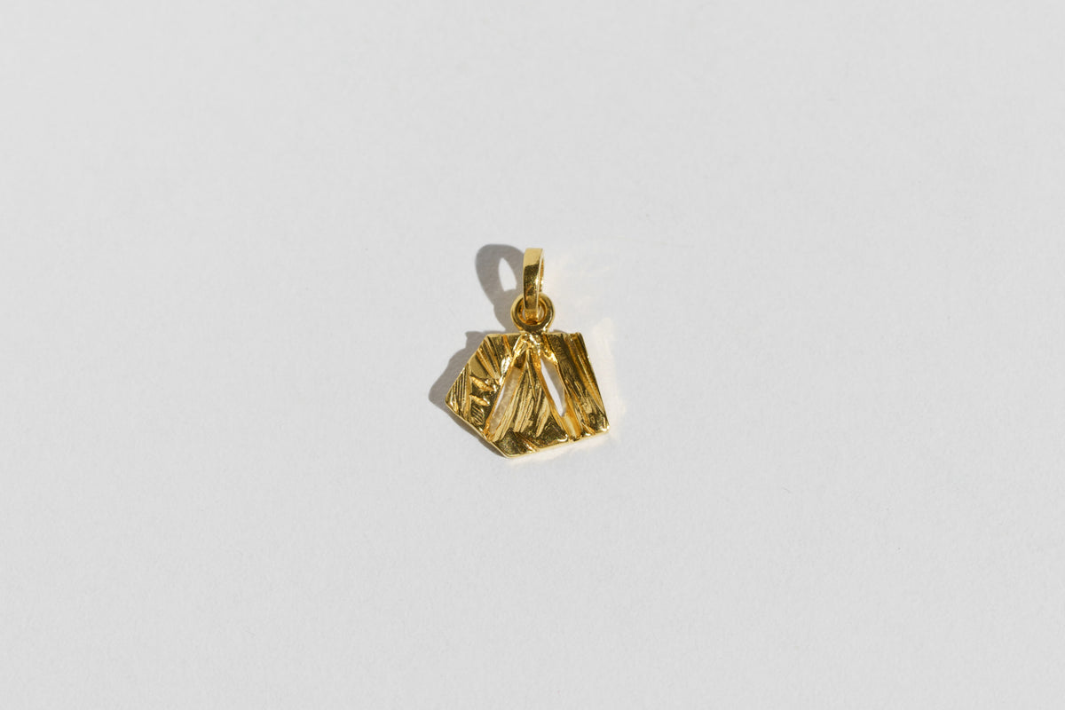 Pendant “Crushed Ice” (10×12 mm) with gilding