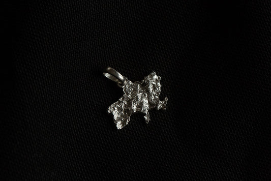 Pendant "United" textured blackened