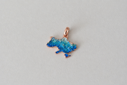 Pendant "United" textured with blue enamel