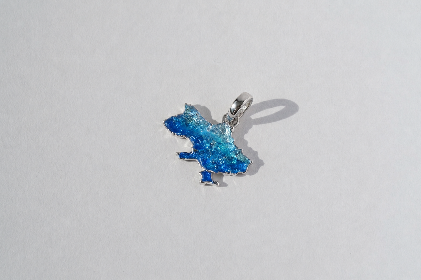Pendant "United" textured with blue enamel