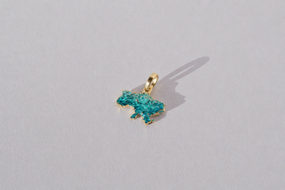 Pendant "United" textured with emerald enamel