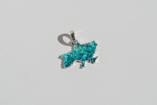 Pendant "United" textured with emerald enamel