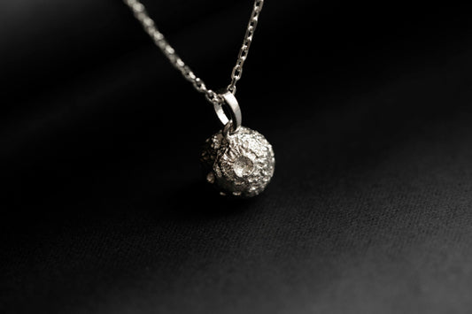 Pendant "Full moon" (9 mm)