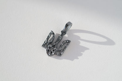 Pendant "Trident" texutured
