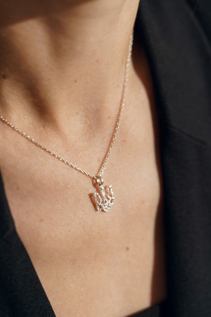 Pendant "Trident" textured