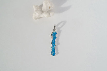 Pendant "Wave" (4x20 mm) blue