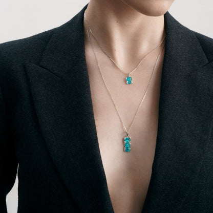 Pendant "Wave" emerald (8х10 mm)