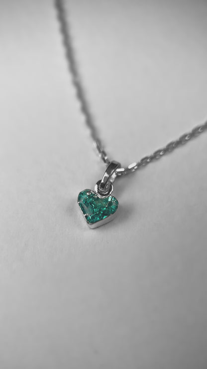 Pendant "Heart" textured with emerald enamel