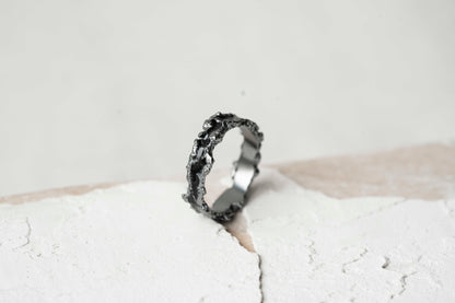 Ring "DARK MATTER" (4 mm)