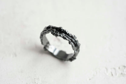 Ring "DARK MATTER" (4 mm)