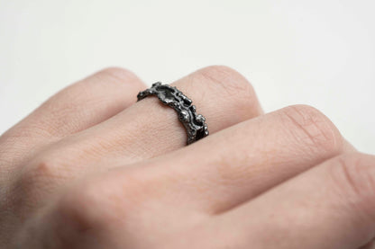 Ring "DARK MATTER" (4 mm)