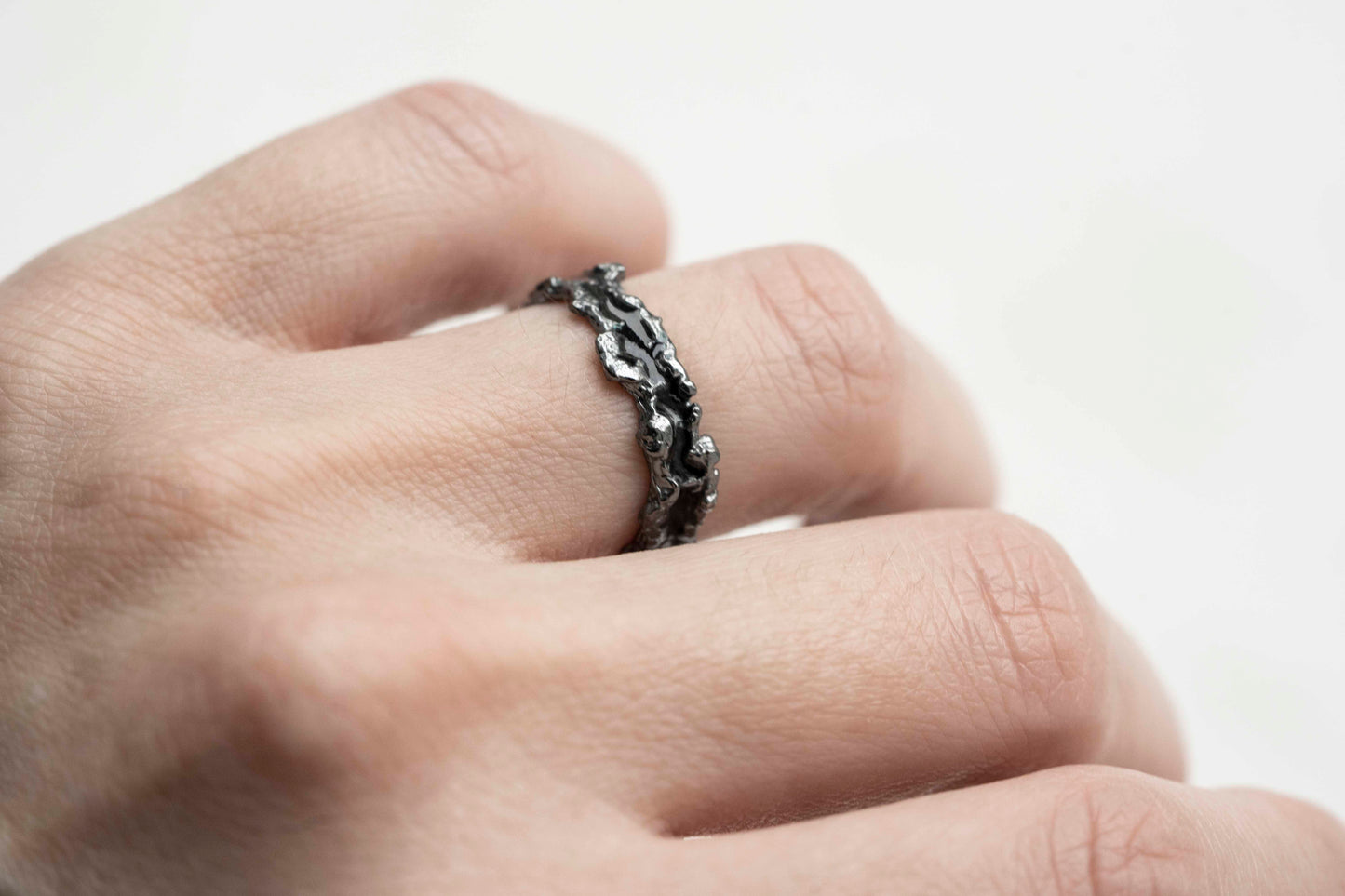 Ring "DARK MATTER" (4 mm)