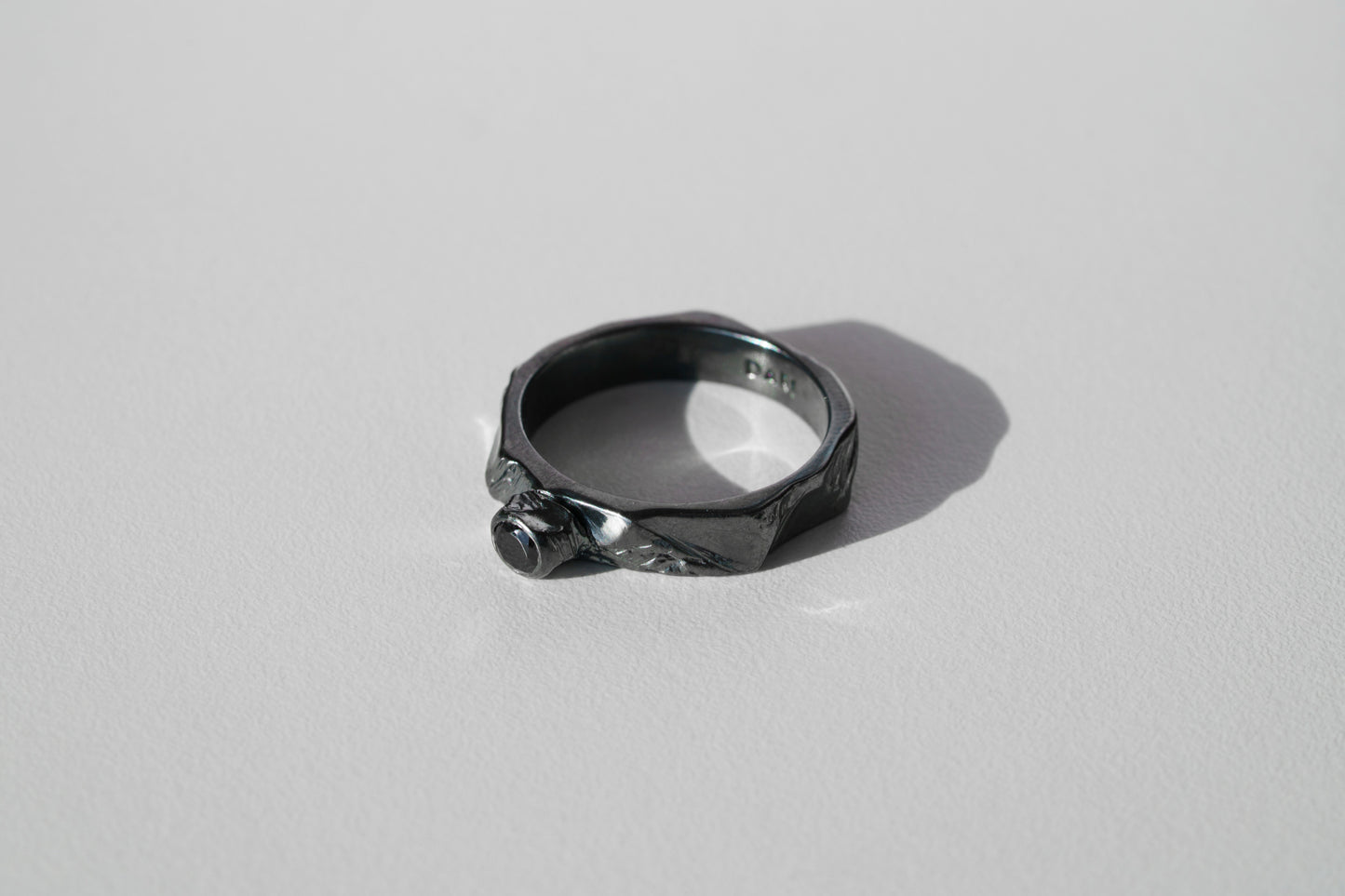 Ring “Anthracite” blackened (gemstone 3.5 mm)