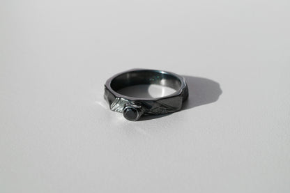 Ring “Anthracite” blackened (gemstone 3.5 mm)