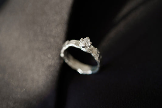 Ring «Light asteroid» (gemstone 3,5 mm)