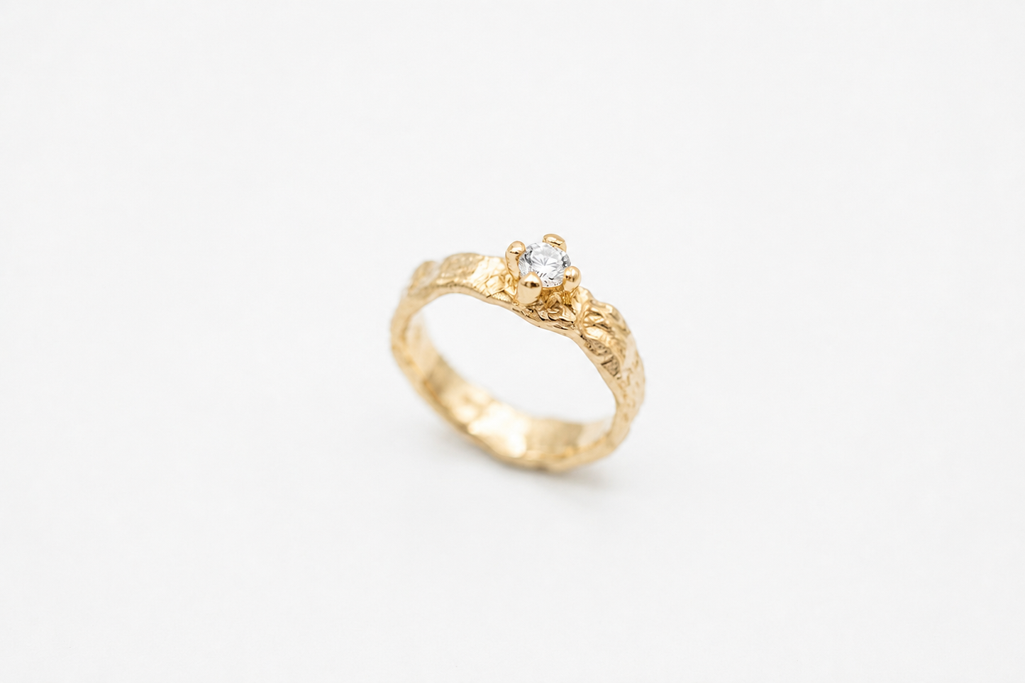 Ring «Light asteroid» (gemstone 3,5 mm)