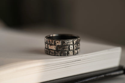 Ring "Cobblestone" blackened (10 mm)