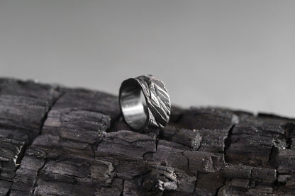 Ring "CRUSHED ICE" blackened (10 mm)