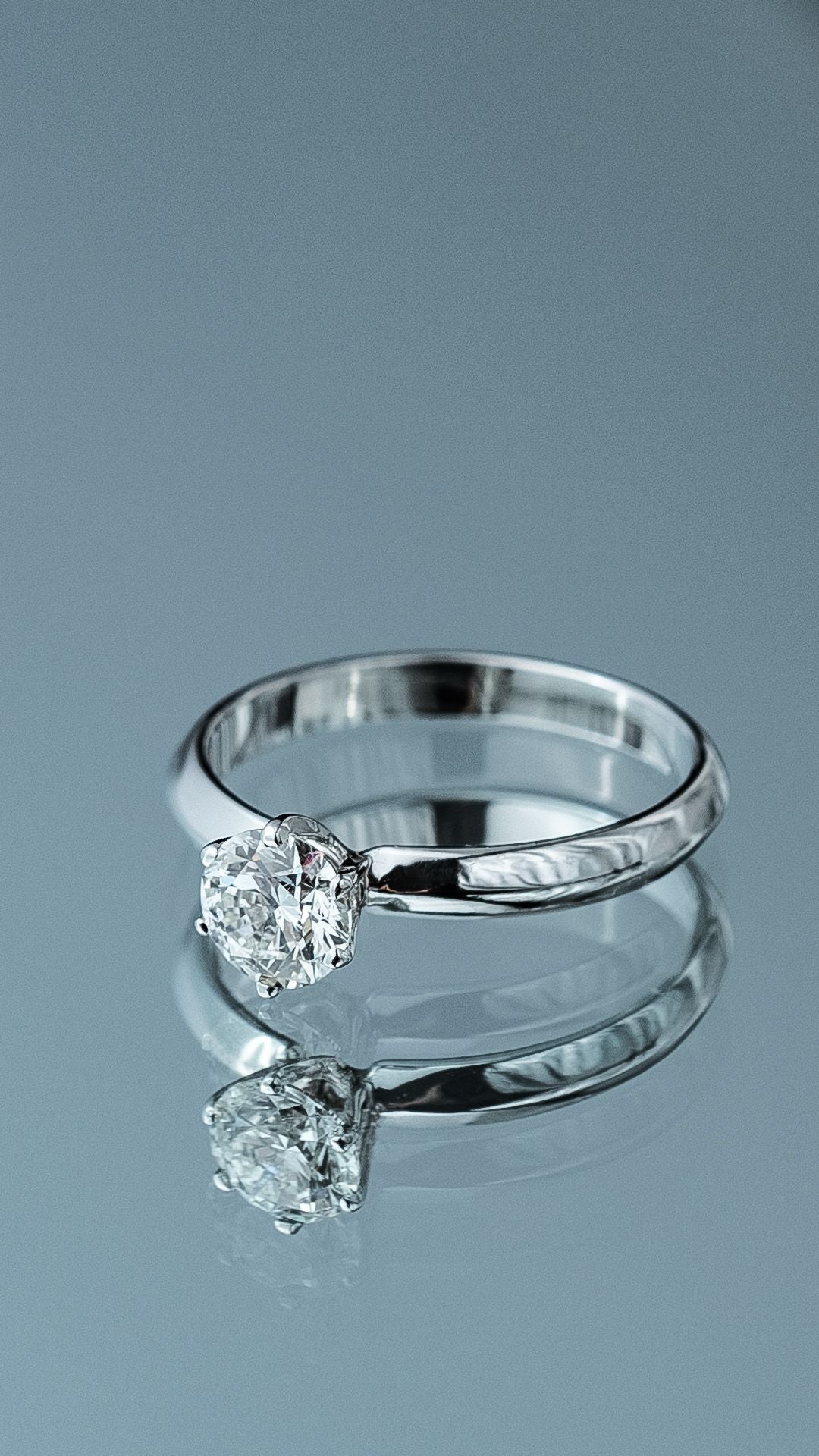 Ring "Dreams" (5 mm gemstone; model 2)