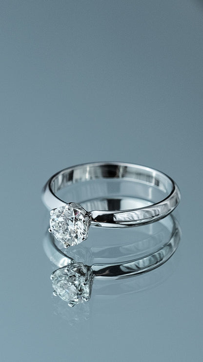 Ring "Dreams" (5 mm gemstone; model 2)