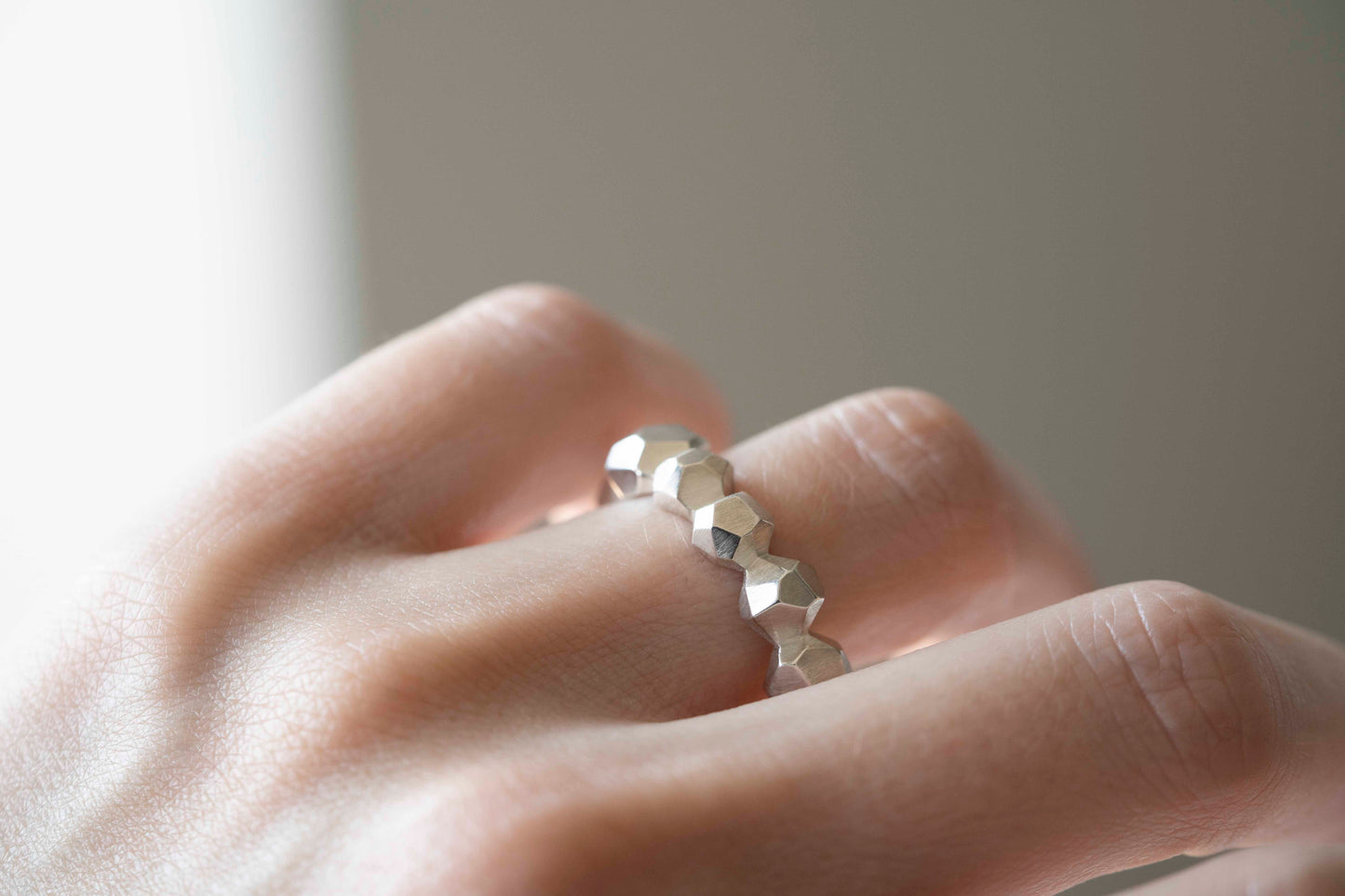 Ring "FACETED BALLS"