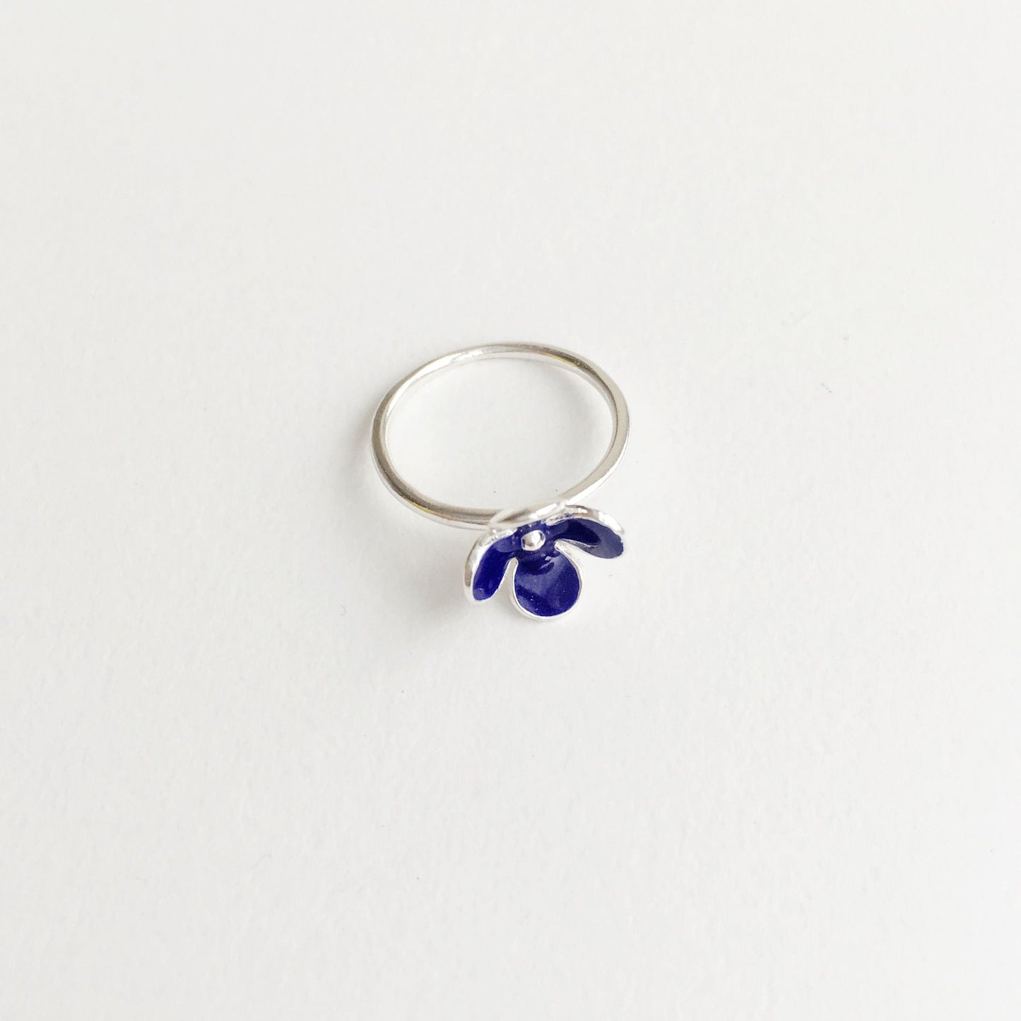 Ring "Flower" with enamel