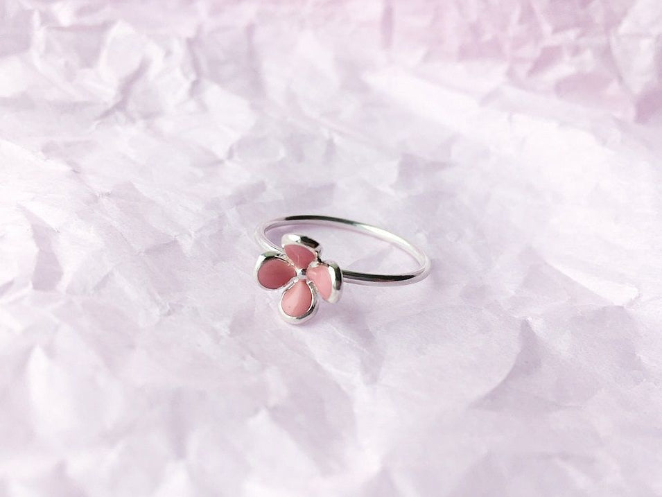 Ring "Flower" with enamel