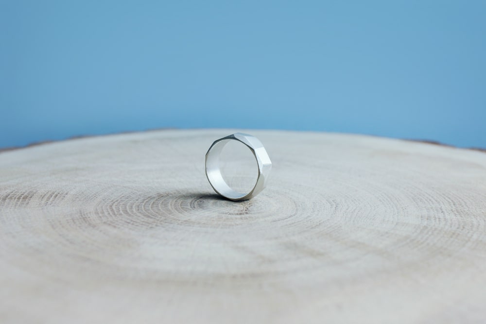 Ring "LARGE FACETS" (8 mm)