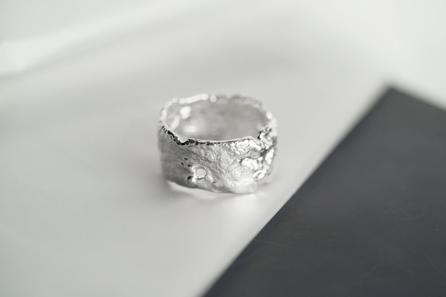 Ring "LIGHT ASTEROID" (10 mm)