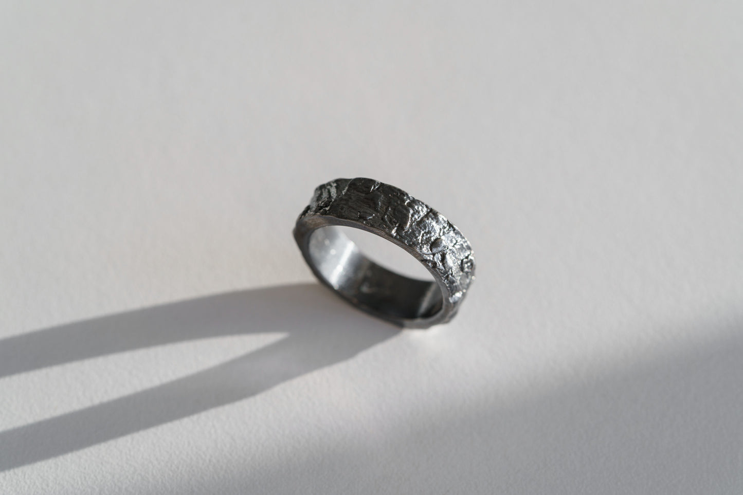 Ring "Oak bark" blackened (6 mm)