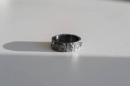 Ring "Oak bark" blackened (6 mm)