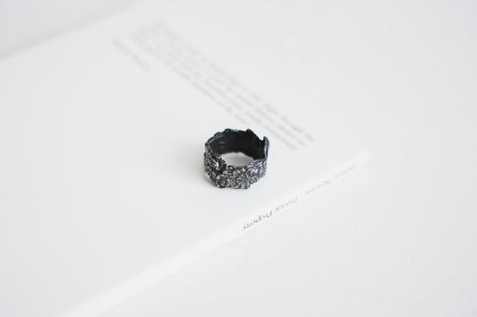 Ring "OAK BARK" blackened (11-16 mm)