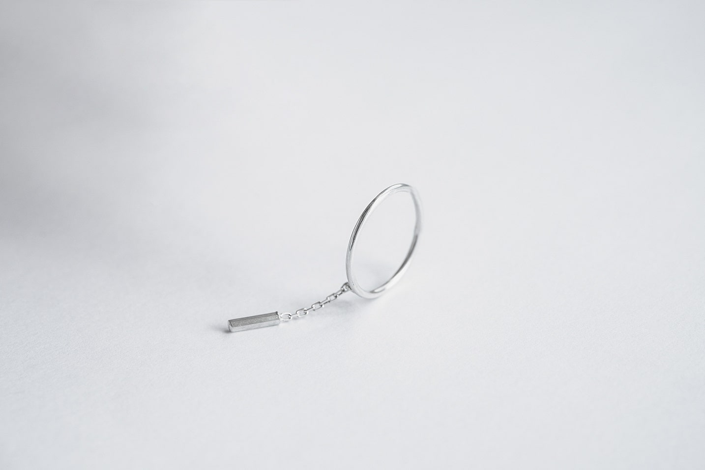 Ring "Pendulum"