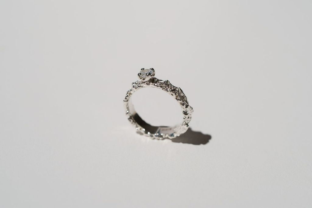 Ring “Reefs” (gemstone 4 mm)