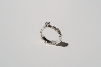 Ring “Reefs” (gemstone 4 mm)