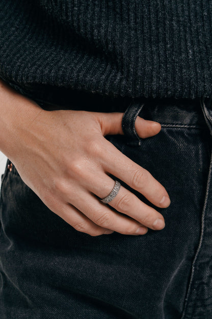 Ring "Sand" light (5 mm) blackened