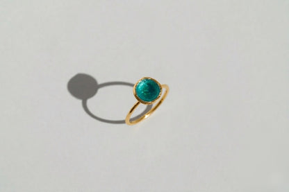 Ring "Sea" emerald (9 mm)