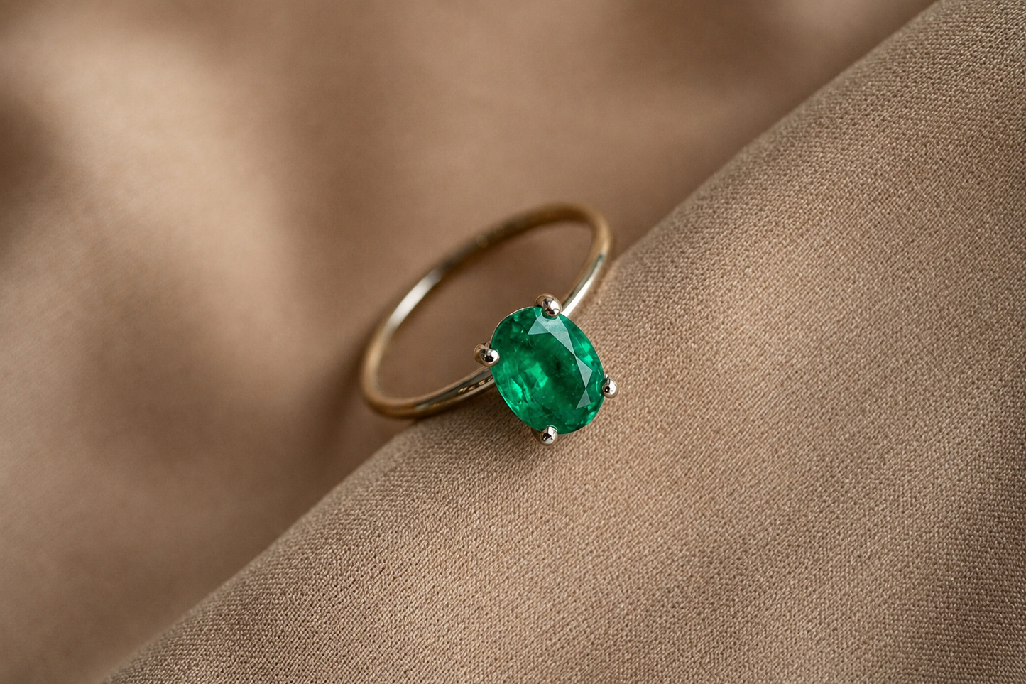 Ring "Shine" (gemstone 6*8 mm)