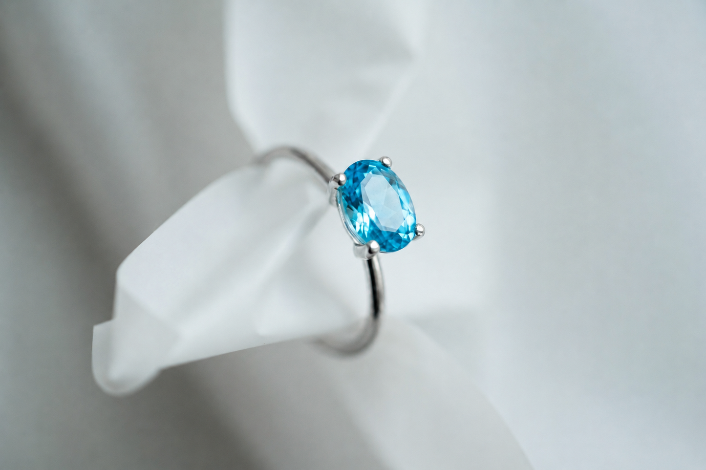 Ring "Shine" (gemstone 6*8 mm)