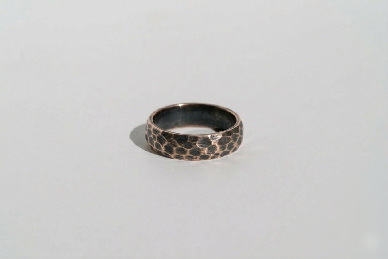 Ring "Small facets" (6 mm) blackened