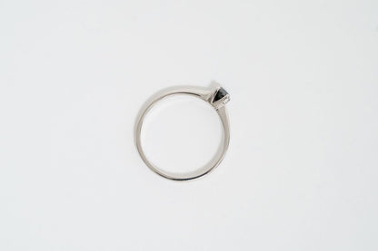 Ring "Vector" (4 mm gemstone)