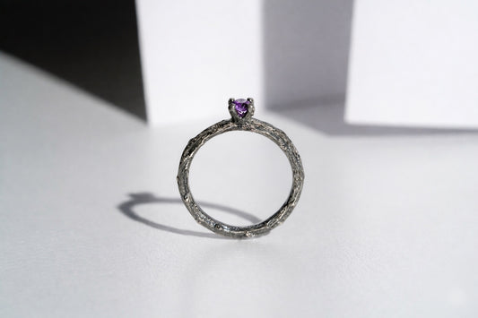 Ring "Dark vine" (gemstone Amethyst 3,5 mm)