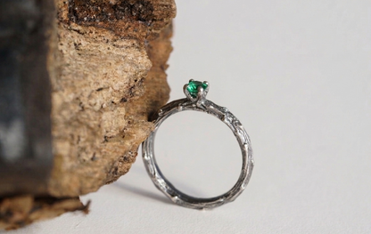 Ring "Dark vine" (gemstone 3,5 mm)