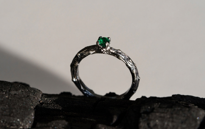 Ring "Dark vine" (gemstone 3,5 mm)