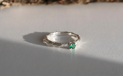Ring "Light vine" (gemstone 3,5 mm)