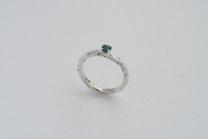 Ring "Light vine" (with topaz London blue 3,5 mm)
