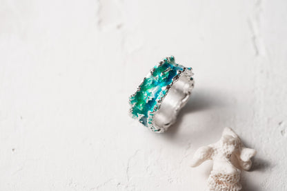 Ring "WAVE" emerald (10 mm)