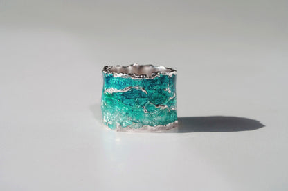 Ring "Wave" emerald (15 mm)
